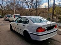 Gebraucht BMW 316 105 PS (77 kW) 2003 Weiß Limousine