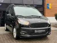 Gebraucht Ford Tourneo Courier Titanium 101 PS (74 kW) 2017 Schwarz Van / Kleinbus