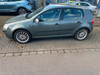 Gebraucht VW Golf V 103 PS (75 kW) 2005 Grün Kleinwagen