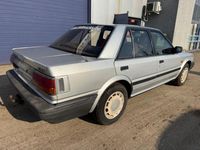 Gebraucht Nissan Bluebird 67 PS (49 kW) 1989 Silber Limousine