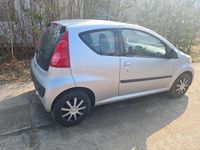 Gebraucht Peugeot 107 68 PS (50 kW) 2008 Kleinwagen