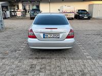 Gebraucht Mercedes E320 Avantgarde 224 PS (164 kW) 2006 Grau Limousine
