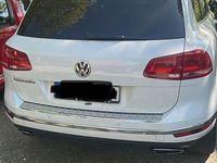 Gebraucht VW Touareg R-line 262 PS (192 kW) 2016 Weiß SUV