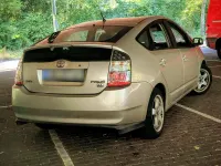 Gebraucht Toyota Prius 111 PS (81 kW) 2004 Silber Kleinwagen