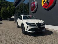 Neu Alfa Romeo GT Junior Edizione Speciale 136 PS (100 kW) 2025 Weiß SUV