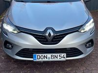 Gebraucht Renault Clio V Experience 140 PS (102 kW) 2021 Silber Kleinwagen