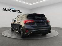 Gebraucht Ford Focus ST-Line X 155 PS (114 kW) 2021 Grau Limousine