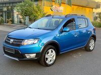 Gebraucht Dacia Sandero Prestige 90 PS (66 kW) 2016 Blau Kleinwagen