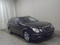Gebraucht Mercedes E220 Avantgarde 170 PS (125 kW) 2009 Obsidianschwarz metalliclack Kombi
