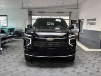 Neu Chevrolet Suburban 420 PS (308 kW) 2026 Schwarz SUV