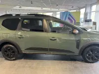Gebraucht Dacia Jogger Extreme 110 PS (80 kW) 2026 Safarigrüngrau Van / Kleinbus