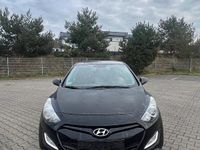 Gebraucht Hyundai i30 99 PS (72 kW) 2013 Schwarz Limousine