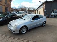 Gebraucht Mercedes C180 143 PS (105 kW) 2007 Silber Kleinwagen