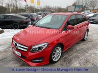 Gebraucht Mercedes B220 177 PS (130 kW) 2016 Rot Van / Kleinbus