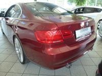 Gebraucht BMW 335 286 PS (210 kW) 2011 Rot metallic Coupé