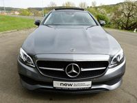 Gebraucht Mercedes E220 194 PS (142 kW) 2019 Selenitgrau  metalliclack Coupé