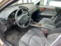 Gebraucht Mercedes E200 Classic 163 PS (119 kW) 2003 Gold Kombi