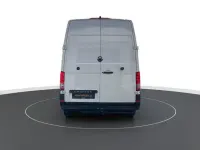 Gebraucht VW Crafter 103 PS (75 kW) 2024 Weiß Van