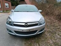 Gebraucht Opel Astra GTC Cosmo 125 PS (91 kW) 2006 Silber Coupé