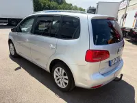 Gebraucht VW Touran Style 140 PS (102 kW) 2012 Silber Van / Kleinbus