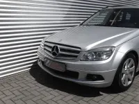 Gebraucht Mercedes C220 170 PS (125 kW) 2010 Silber (metallic) Kombi