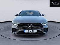 Gebraucht Mercedes A200 AMG line 163 PS (119 kW) 2017 Mountaingrau  met. Kleinwagen