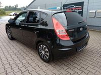 Gebraucht Hyundai i30 Classic 116 PS (85 kW) 2007 Schwarz Limousine