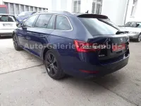 Gebraucht Skoda Superb 179 PS (131 kW) 2016 Blau Kombi