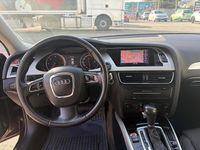Gebraucht Audi A4 143 PS (105 kW) 2012 Schwarz Kombi