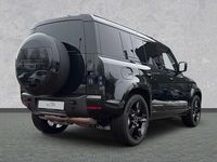 Gebraucht Land Rover Defender SE Dynamic 252 PS (185 kW) 2026 Santorini black SUV
