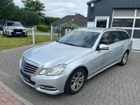 Gebraucht Mercedes E300 231 PS (169 kW) 2011 Silber Kombi