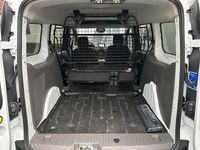 Gebraucht Ford Transit Connect 101 PS (74 kW) 2023 Weiß Van / Kleinbus