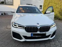 Gebraucht BMW 530e Performance 292 PS (214 kW) 2022 Weiß Kombi
