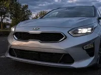 Gebraucht Kia Ceed Sportswagon 136 PS (100 kW) 2019 Grau Kombi