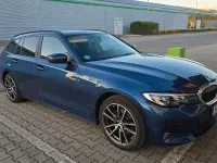 Gebraucht BMW 318 Advantage 156 PS (114 kW) 2021 Blau Kombi