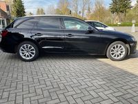 Gebraucht Audi A4 Advanced 163 PS (119 kW) 2023 Schwarz Kombi