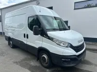 Second-hand Iveco Daily 155 CP (114 kW) 2022 Alb Berlinǎ