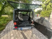 Gebraucht Jeep Wrangler Sahara 177 PS (130 kW) 2000 Schwarz SUV