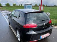 gebraucht Seat Leon Sport Automatik DSG 1,6 TDI Ez. 02/2011