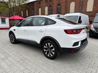 Gebraucht Renault Arkana Equilibre 140 PS (102 kW) 2023 Weiß SUV