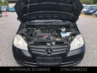 Gebraucht Mercedes A160 82 PS (60 kW) 2010 Schwarz Limousine