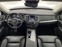 Gebraucht Volvo XC90 Pro 235 PS (172 kW) 2021 Onyx black (metallic) SUV