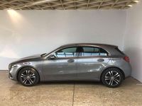 Gebraucht Mercedes A200 Advanced 150 PS (110 kW) 2023 lack mountaingrau Limousine