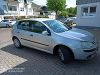 Gebraucht VW Golf V 101 PS (74 kW) 2005 Silber Kleinwagen