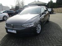 Używany VW Passat Basis 122 KM (89 kW) 2022 Czarny Kombi