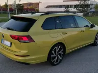 Gebraucht VW Golf VIII Sportline 131 PS (96 kW) 2023 Gelb Kombi