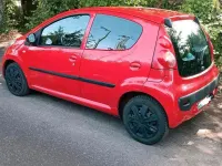 Gebraucht Peugeot 107 68 PS (50 kW) 2005 Rot Kleinwagen