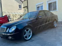 Gebraucht Mercedes E220 170 PS (125 kW) 2006 Blau Limousine