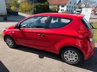 Gebraucht Hyundai i20 Classic 86 PS (63 kW) 2012 Rot Kleinwagen
