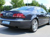 Second-hand VW Phaeton 335 CP (246 kW) 2015 Gri Berlinǎ